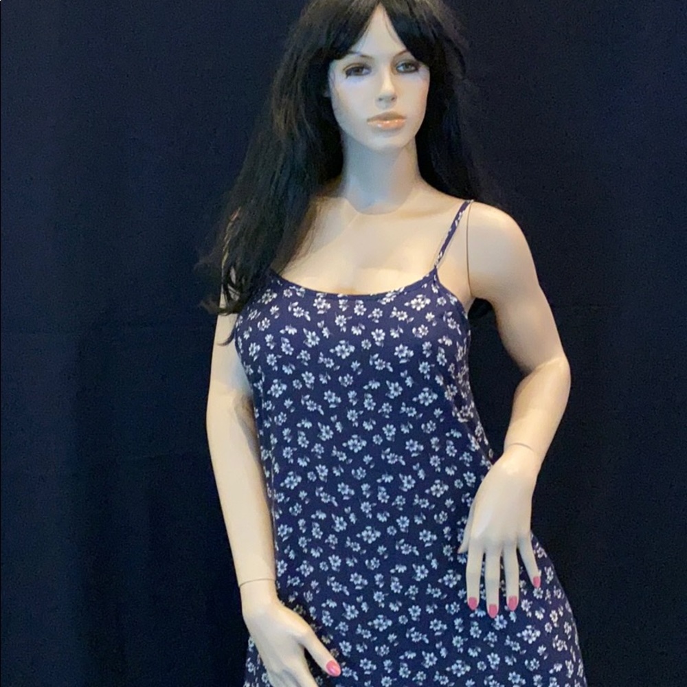 EUC Vintage Blue Large Sun Dress. Luxurious feel